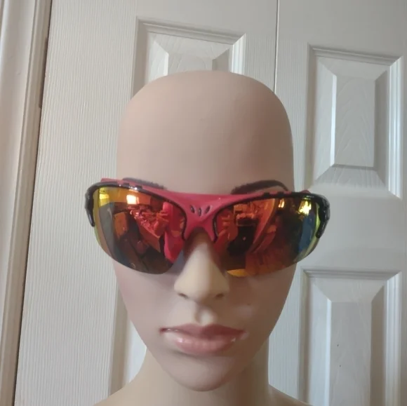 Men's Polarized Sunglasses: Ultimate Protection for Outdoor Sports - Picture 2 of 5